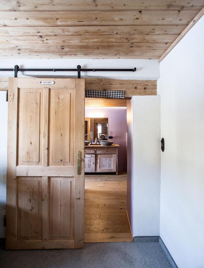 Готель Holzgauer Haus Warth  Екстер'єр фото